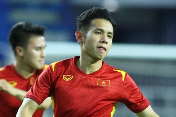 Hồng Duy tiếp tục luyện tập chuẩn bị vòng loại World Cup 2022